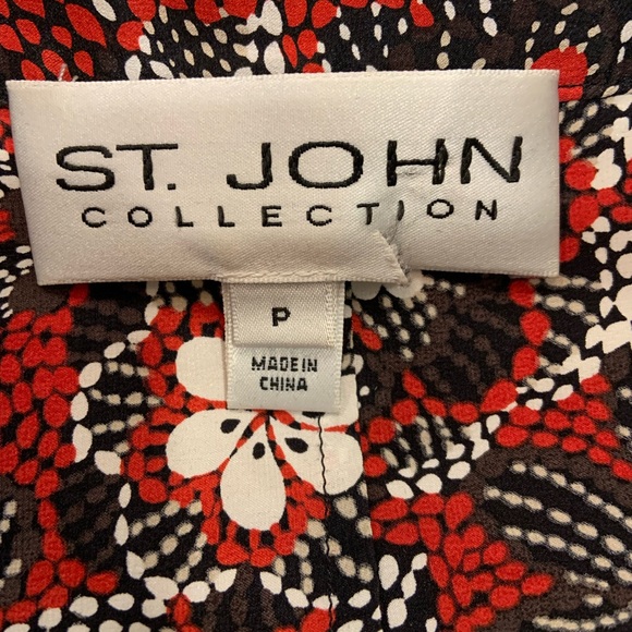 St. John Silk Floral Print Top / Size: PS - Picture 4 of 6